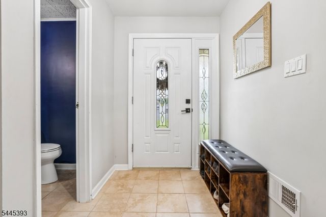 49 Sycamore St, Somerville Boro, NJ 08876