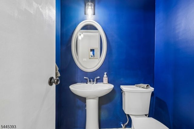 49 Sycamore St, Somerville Boro, NJ 08876