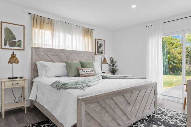 1456 Cross Way, West Palm Beach, FL 33401