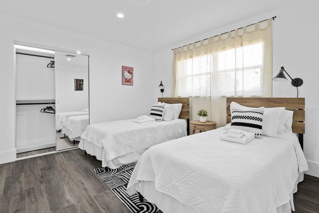 1456 Cross Way, West Palm Beach, FL 33401