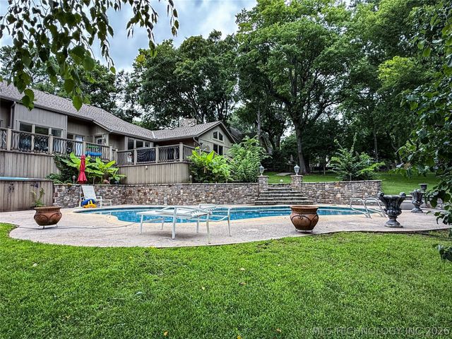 9823 S Knoxville Avenue, Tulsa, OK 74137