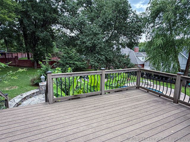 9823 S Knoxville Avenue, Tulsa, OK 74137
