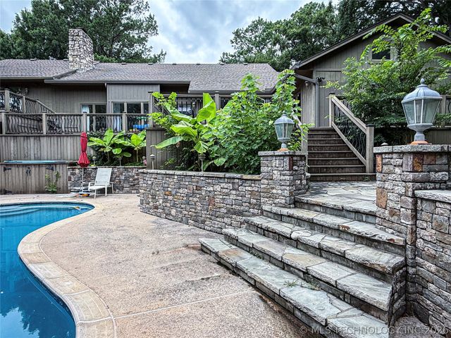 9823 S Knoxville Avenue, Tulsa, OK 74137