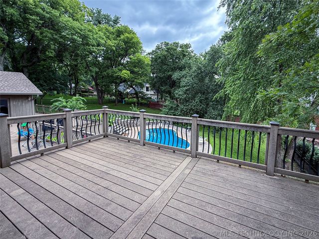 9823 S Knoxville Avenue, Tulsa, OK 74137