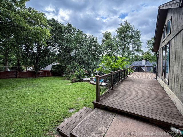 9823 S Knoxville Avenue, Tulsa, OK 74137