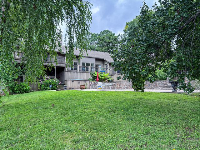 9823 S Knoxville Avenue, Tulsa, OK 74137