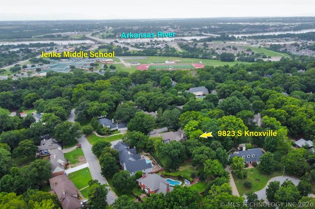 9823 S Knoxville Avenue, Tulsa, OK 74137