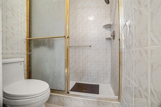 906 Republic Ct, Deerfield Beach, FL 33442