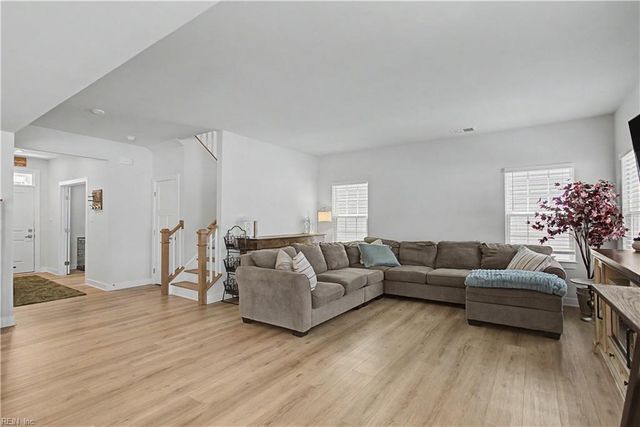 118 Oxford RN, Poquoson, VA 23662