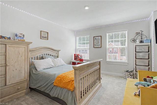 118 Oxford RN, Poquoson, VA 23662