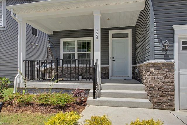 118 Oxford RN, Poquoson, VA 23662
