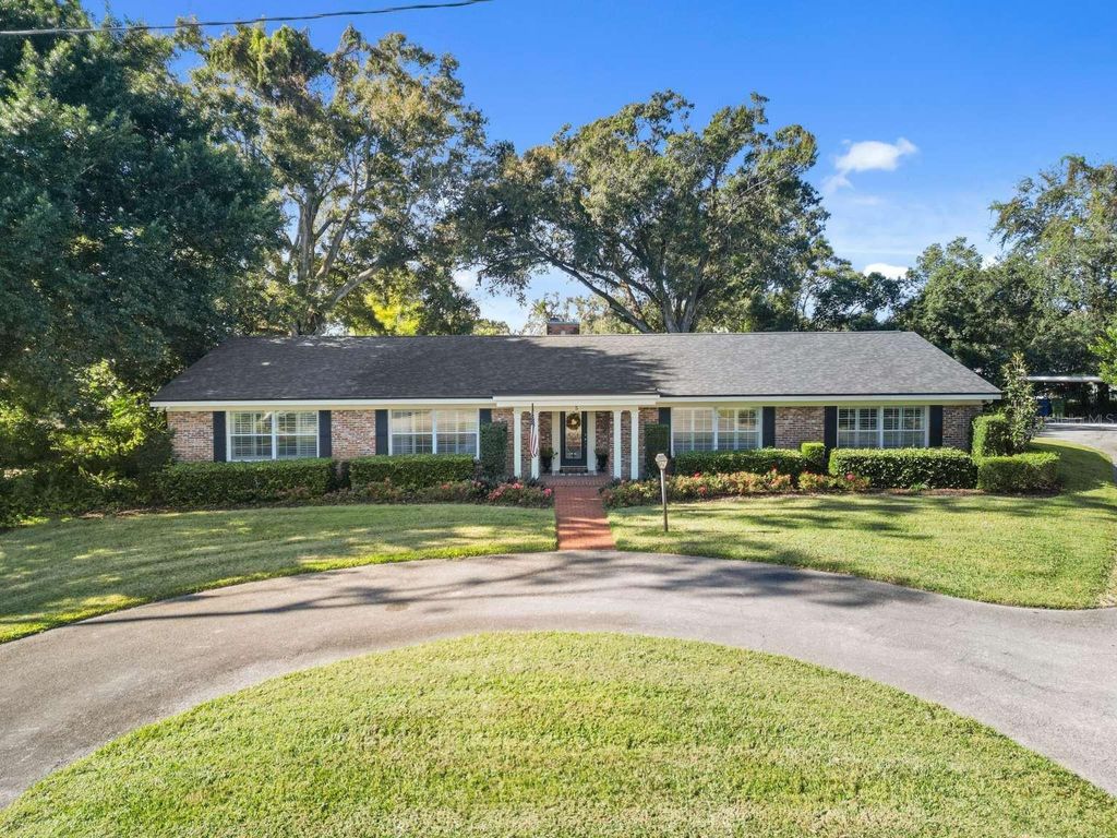 5 PEACHTREE LANE SE, Winter Haven, FL 33884