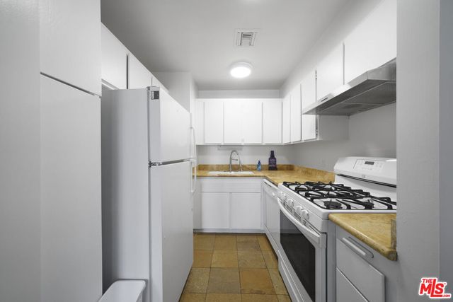 800 W 1st Street 1807, Los Angeles, CA 90012