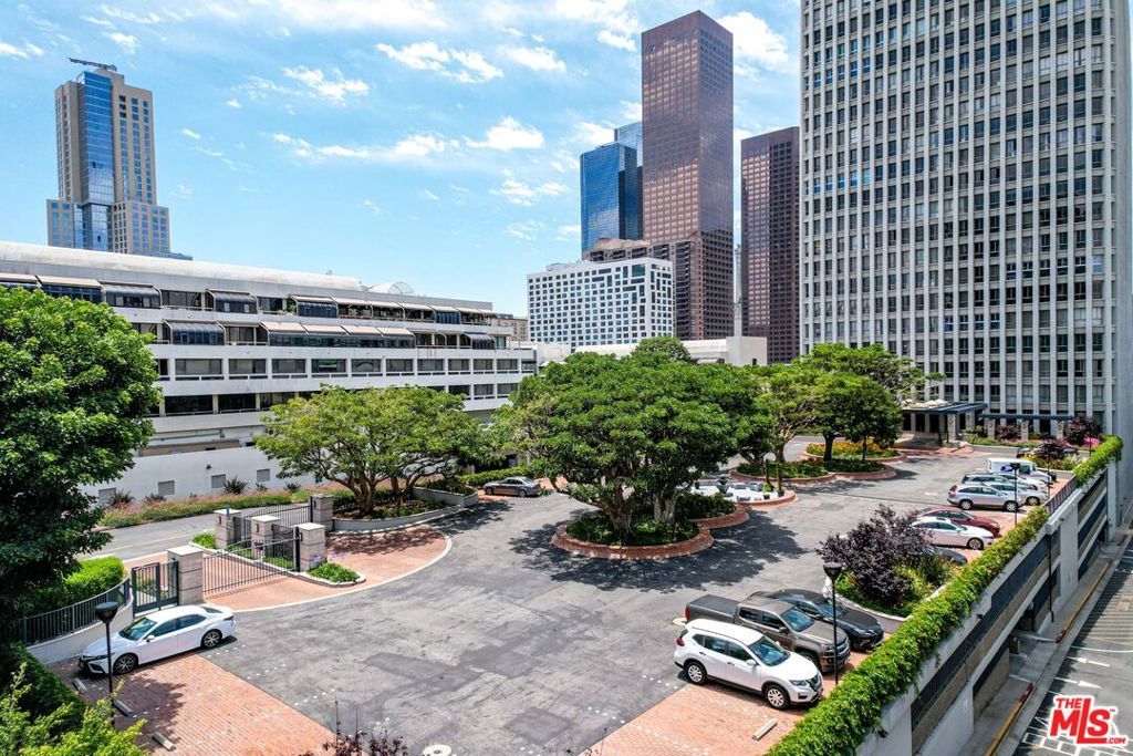 800 W 1st Street 1807, Los Angeles, CA 90012