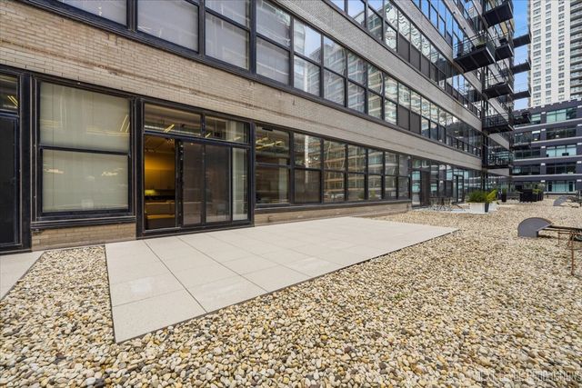 130 S Canal Street 210, Chicago, IL 60606