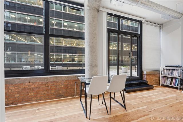 130 S Canal Street 210, Chicago, IL 60606