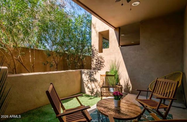 7021 E EARLL Drive 117, Scottsdale, AZ 85251