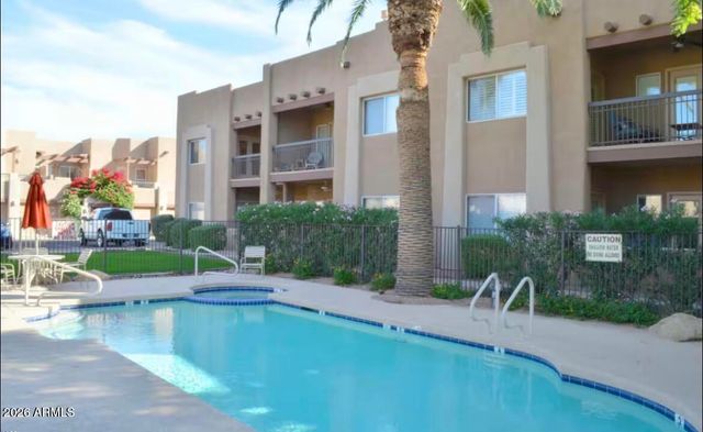 7021 E EARLL Drive 117, Scottsdale, AZ 85251