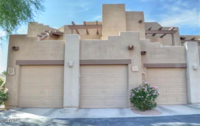 7021 E EARLL Drive 117, Scottsdale, AZ 85251