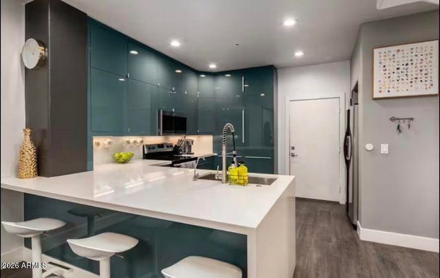 7021 E EARLL Drive 117, Scottsdale, AZ 85251