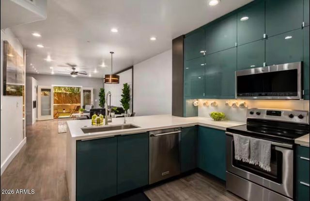 7021 E EARLL Drive 117, Scottsdale, AZ 85251