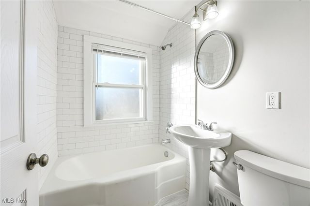 4444 Roadoan Road, Brooklyn, OH 44144