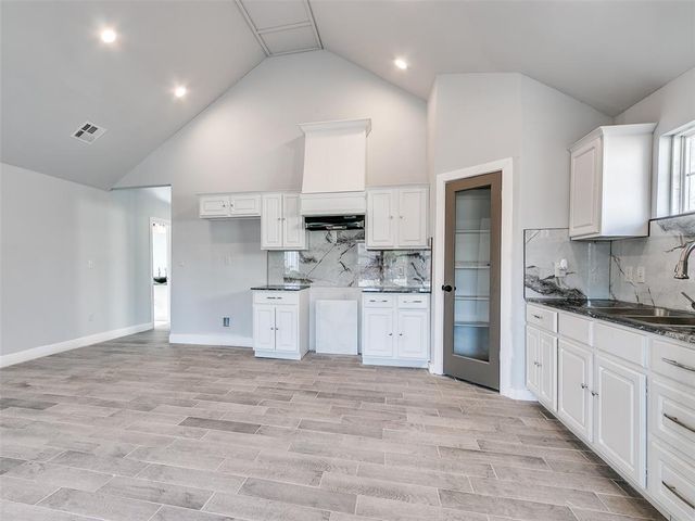3215 S Harvey Boulevard, Oklahoma City, OK 73109