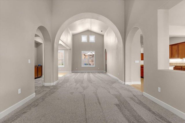 607 Woodacre Drive, Redding, CA 96002