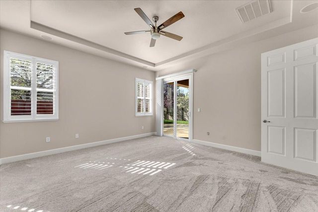 607 Woodacre Drive, Redding, CA 96002