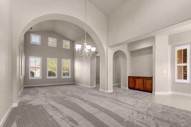 607 Woodacre Drive, Redding, CA 96002