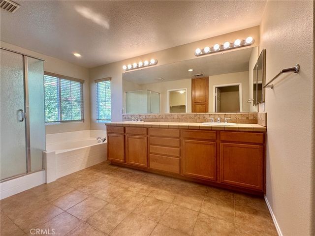 334 N Placer Privado, Ontario, CA 91764