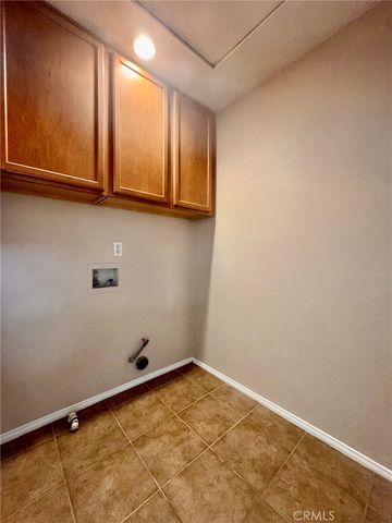 334 N Placer Privado, Ontario, CA 91764