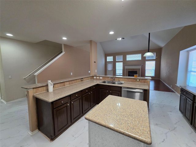 3051 Providence Oak Street, Houston, TX 77084