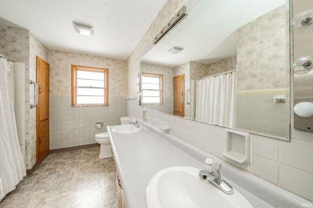 1003 Forest Drive, New Castle, IN 47362