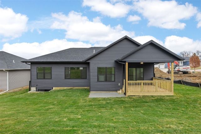 1609 38th Street SE, Cedar Rapids, IA 52403