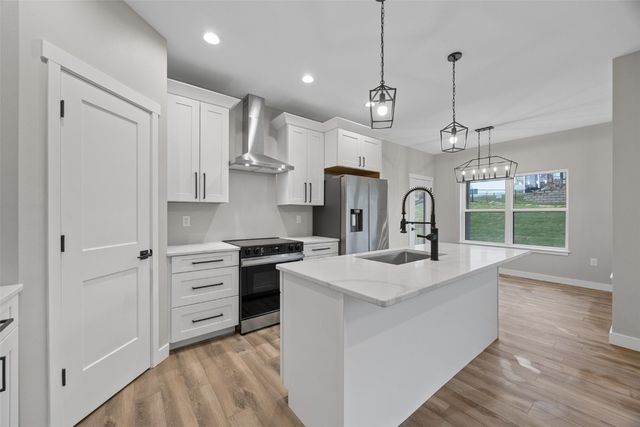 1609 38th Street SE, Cedar Rapids, IA 52403