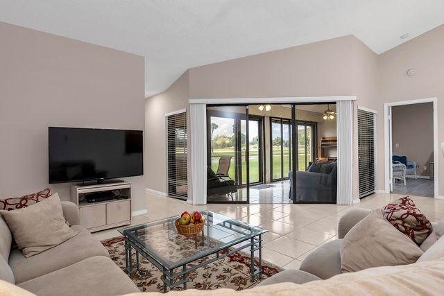 8322 Mooring Circle, Boynton Beach, FL 33472