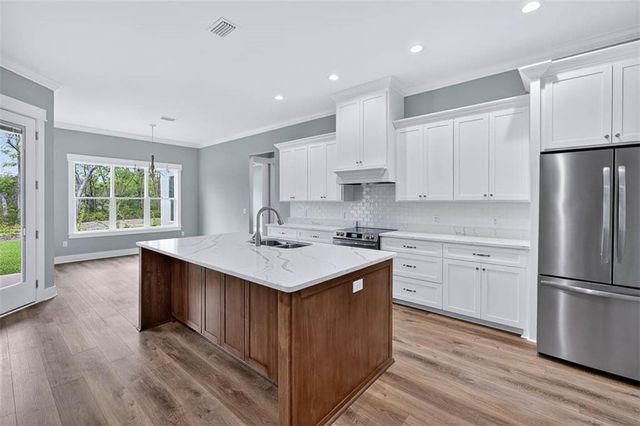 124 Roxanne Way, Brunswick, GA 31523