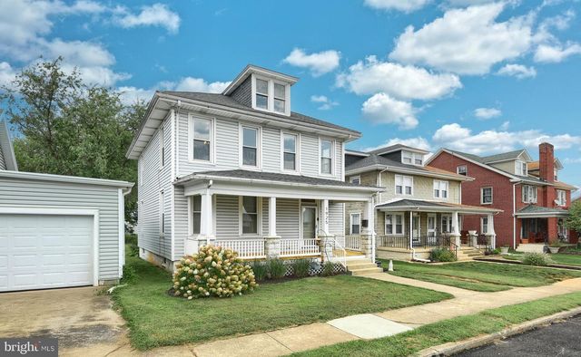 1925 W PHILADELPHIA ST, York, PA 17404