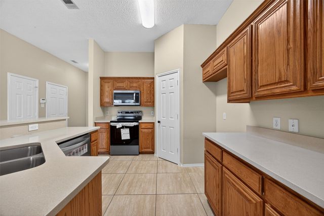 1507 Powder Horn Lane, Arlington, TX 76018