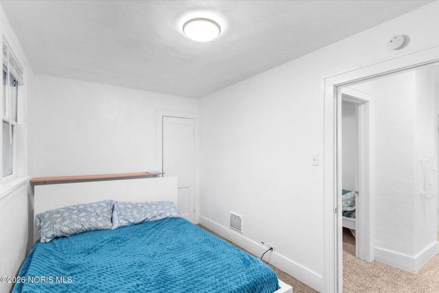 1805 Oakwood Avenue, Toledo, OH 43607