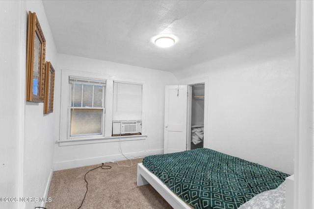 1805 Oakwood Avenue, Toledo, OH 43607