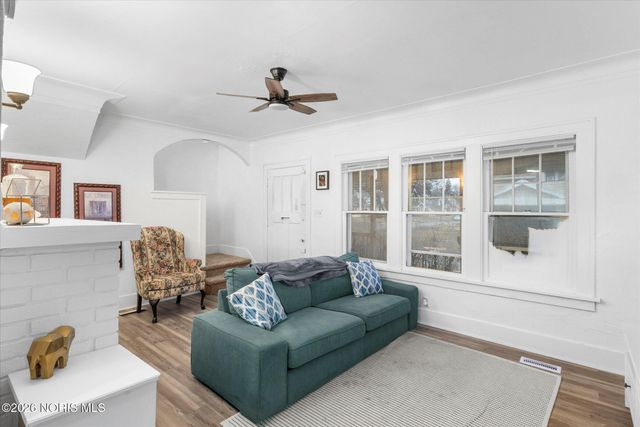 1805 Oakwood Avenue, Toledo, OH 43607