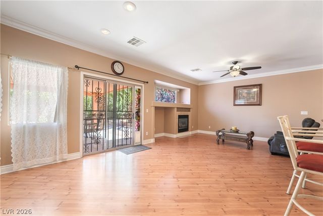 5910 Terra Grande Avenue, Las Vegas, NV 89122
