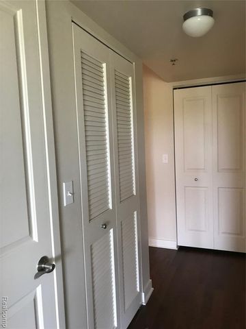 111 N Ashley Street 712, Ann Arbor, MI 48104