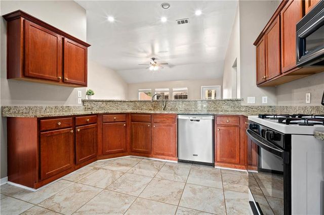 1306 Summerchase Court, Mobile, AL 36695