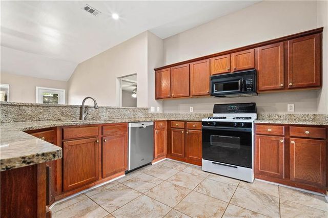 1306 Summerchase Court, Mobile, AL 36695