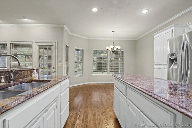 6828 S Richmond Place, Tulsa, OK 74136