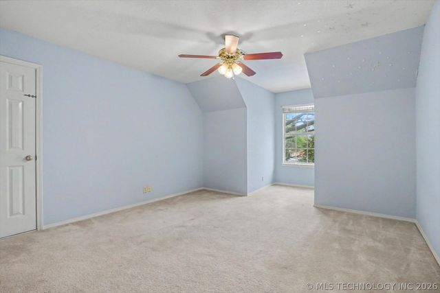 6828 S Richmond Place, Tulsa, OK 74136