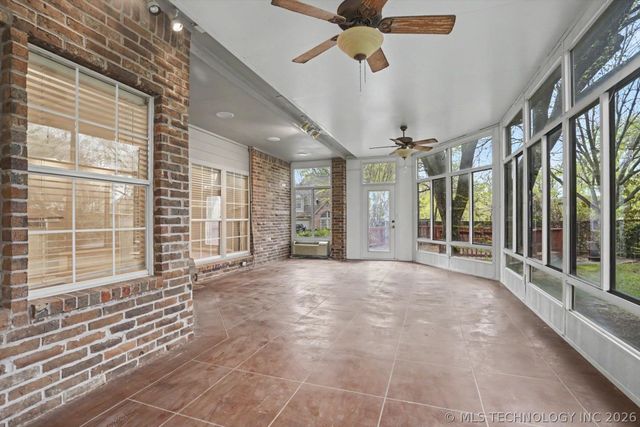 6828 S Richmond Place, Tulsa, OK 74136